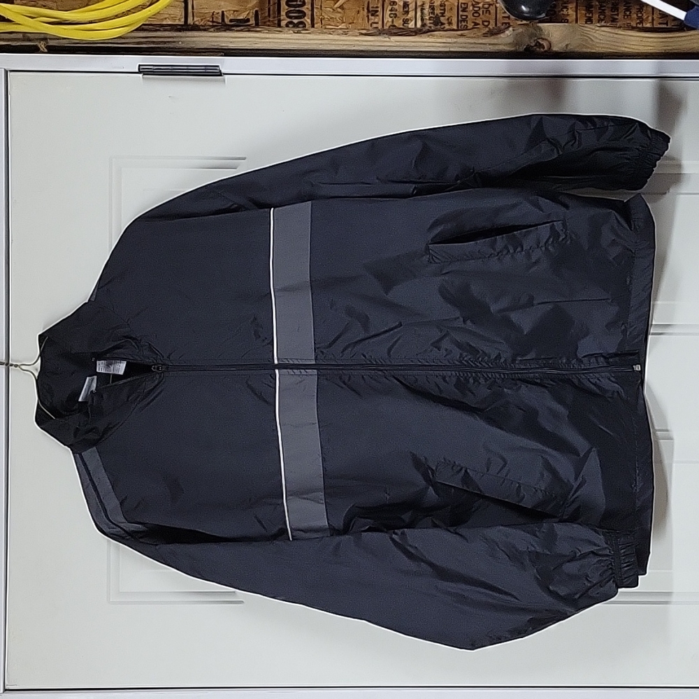 Athletic Works Men's Windbreaker Jacket Size M (38/40) Black w/Gray Stripe